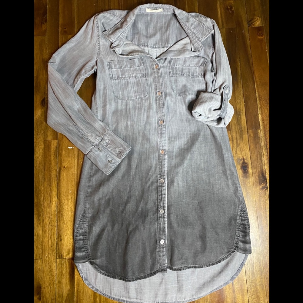 Anthro Bella Dahl grey ombré shirttail dress small